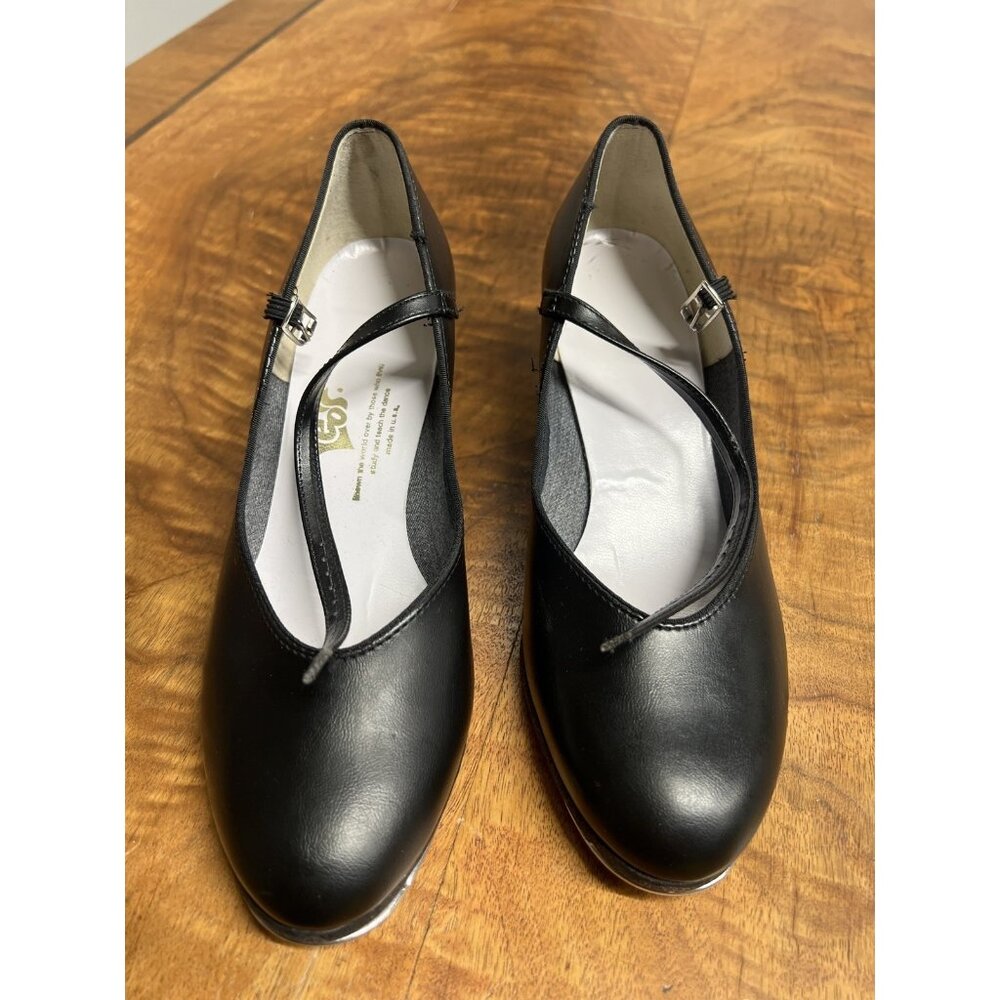Leo’s character tap shoes